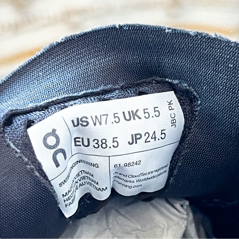 On Running Cloudmonster Nimbus Hay Road-Running Sneakers Women’s Size 7.5 - Picture 8 of 9